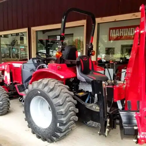 Mahindra 1626 Tractor Loader Backhoe