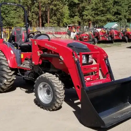 Mahindra 1640 Tractor with FEL