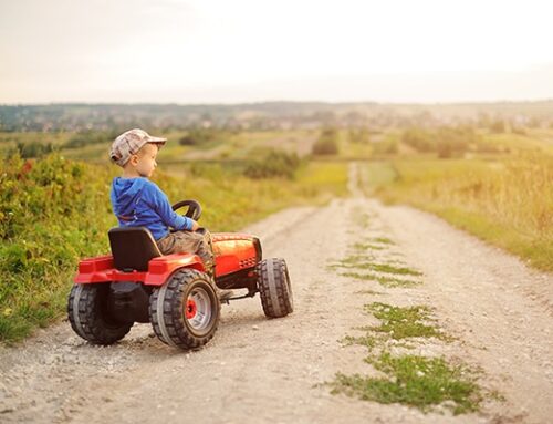 Holiday Gift Guide: 4 Best Tractor Toys 2020